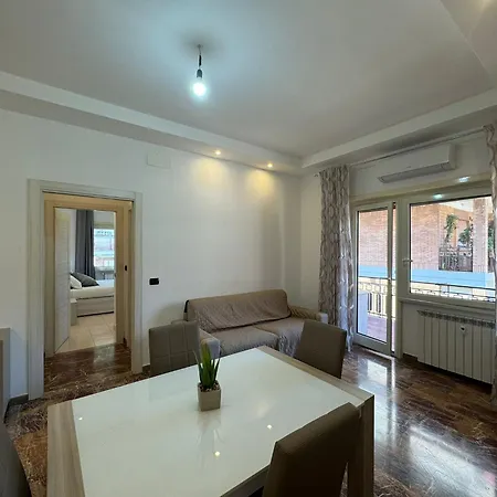 Cozy&quiet Getaway In Gianicolo * Rome