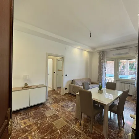 Apartment Cozy&quiet Getaway In Gianicolo *
