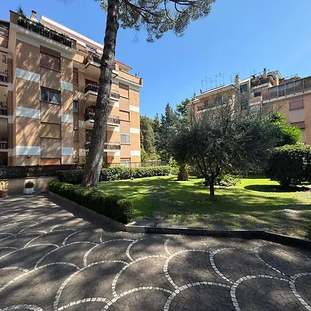 Apartment Cozy&quiet Getaway In Gianicolo